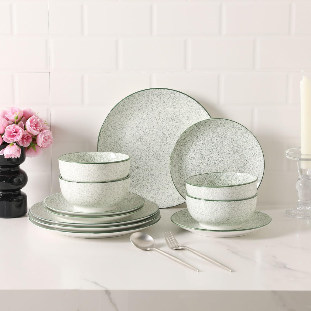 Dinnerware Set of 4,12 Piece Ceramic Plates and Bowls Set Green