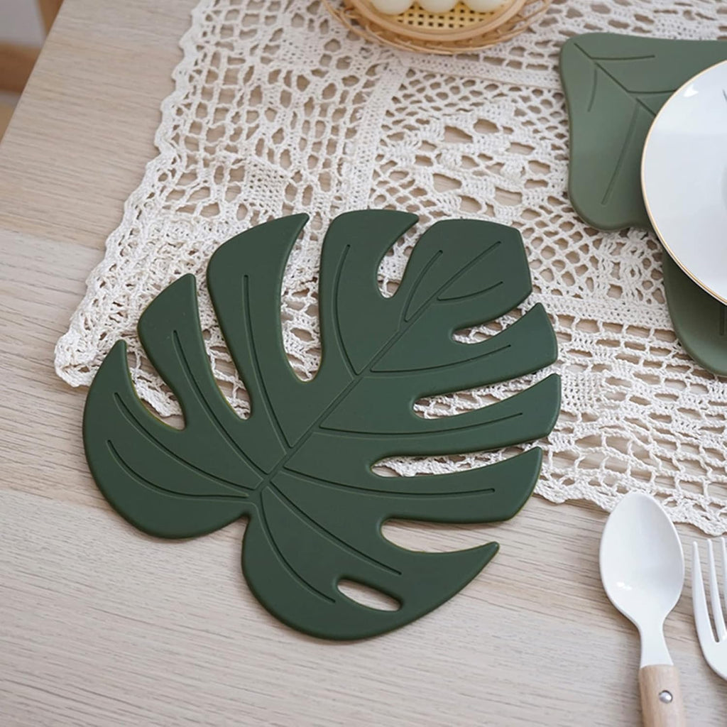 Silicone Trivet Mat, Monstera Pot Holder Hot Pads for Table & Countertop, Soft Rubber Multi-Use Trivets - Set of 2