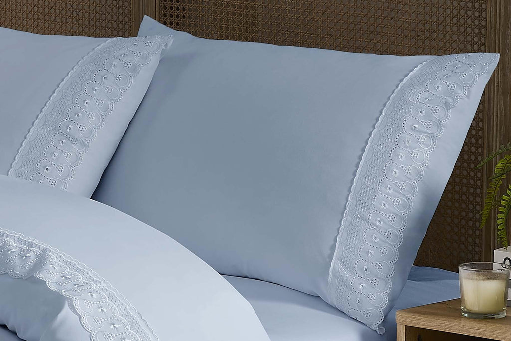 Soft Microfiber Eyelet Lace Embroidery 4 Piece Sheet Set - Luxurious Microfiber Bed Sheets - Includes Flat Sheet