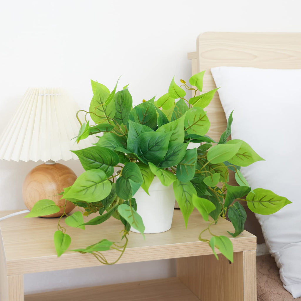 Artificial Plants Fake Pothos with Plastic Pot Artificial Potted Plant Bedroom Indoor Outdoor Decor 1 Pack