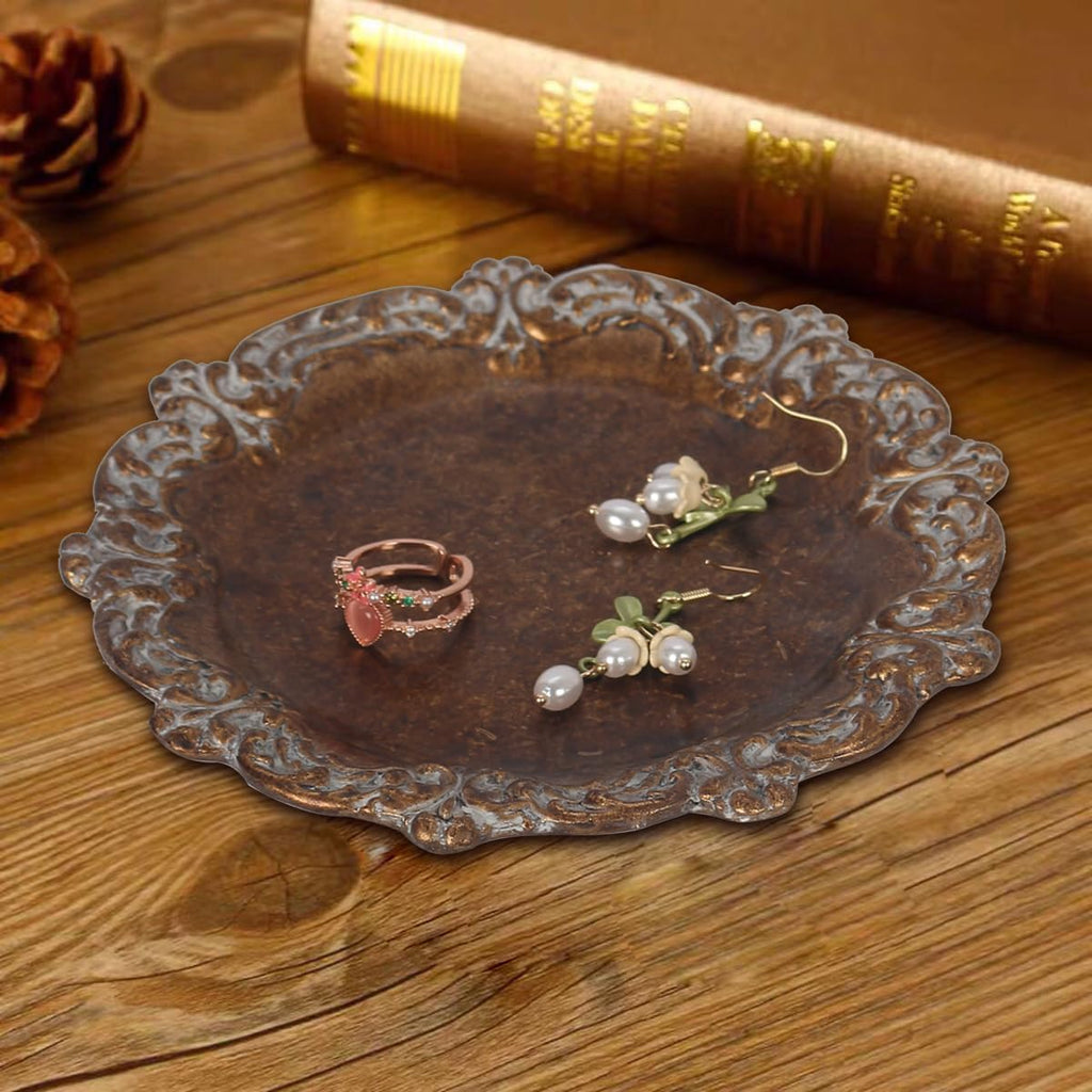 Vintage Tray Small Antique Trinket Dish, Round, Ring Holder with Twisted Flower Surrounding, Cosmetics Makeup Storage