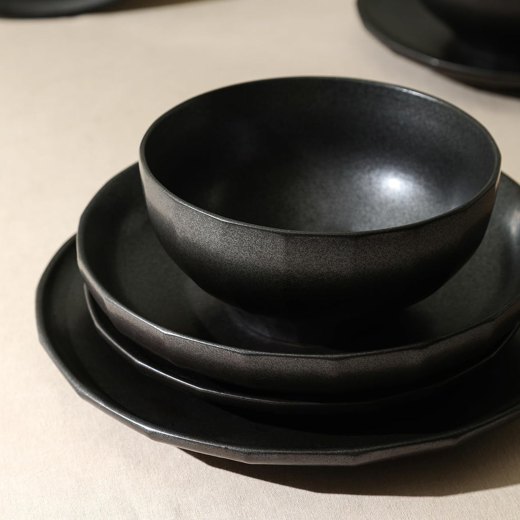 Lain Rio 12-Piece Dinnerware Set Stoneware, Black