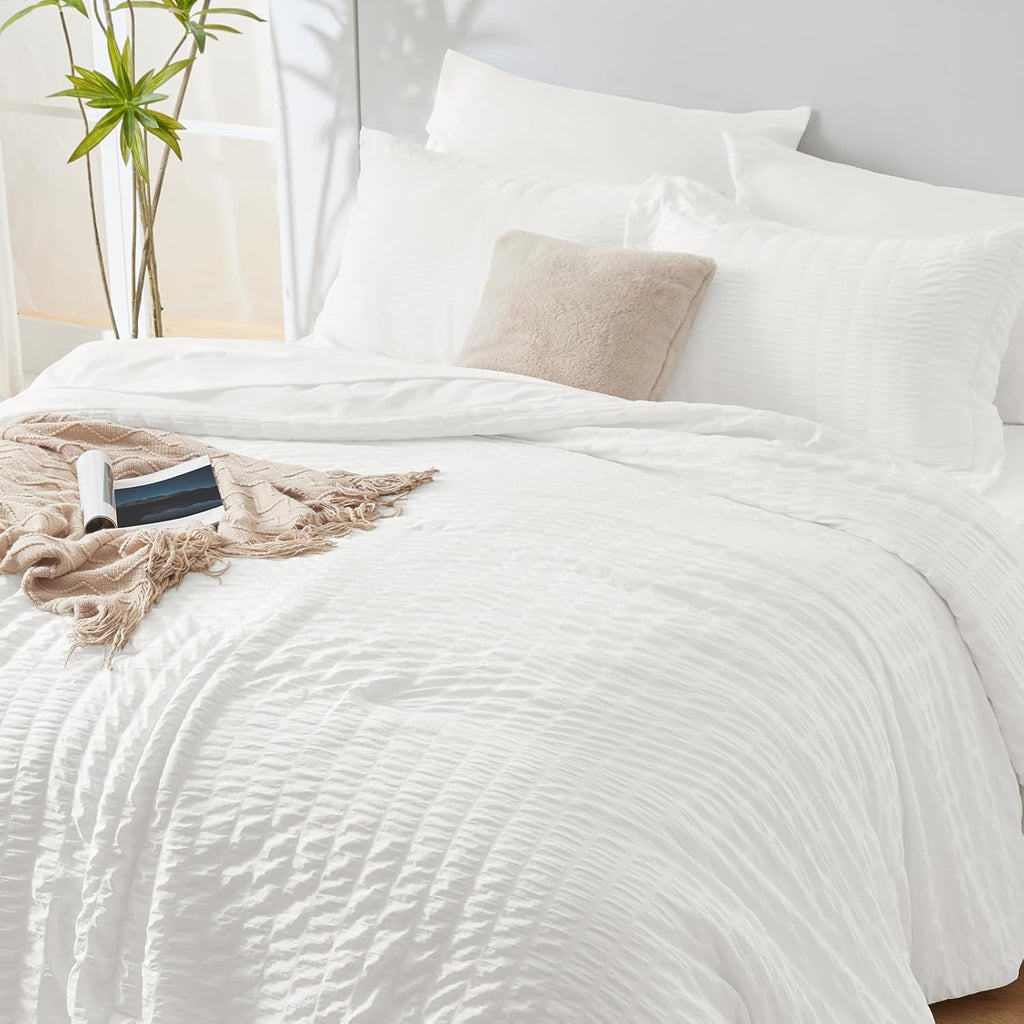 Queen Comforter Set White Seersucker 7 Pieces Bed in a Bag Queen Comforter Set with Sheets