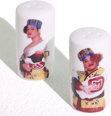 Funny Salt and Pepper Shakers Set Ceramic Cute Salt Shaker & Pepper Shaker