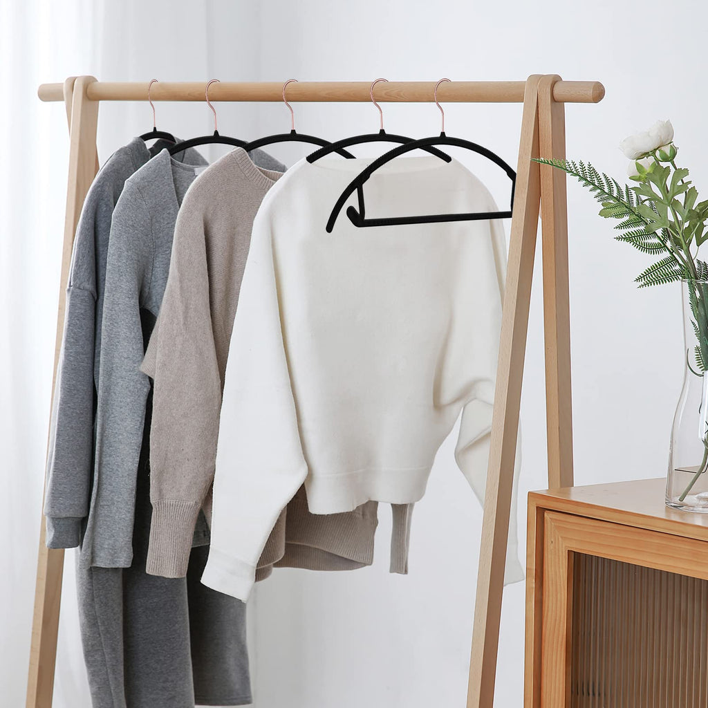 50 Pack No-Bump Plastic Clothes Hangers, Black, Non-Slip, Space-Saving