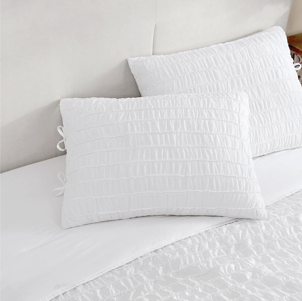 Quilt Set, Reversible Cotton Bedding with Matching Shams, Beautifully Ruched Home Decor for All Seasons (Seren