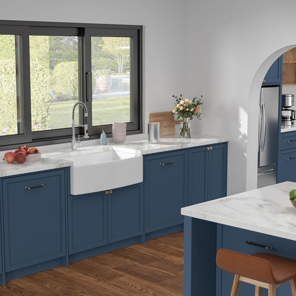 33 Inch Curved Farmhouse Sink, White Fireclay Apron Front Sink, Single Bowl Ceramic Farm Kitchen Sink with Smooth Arc