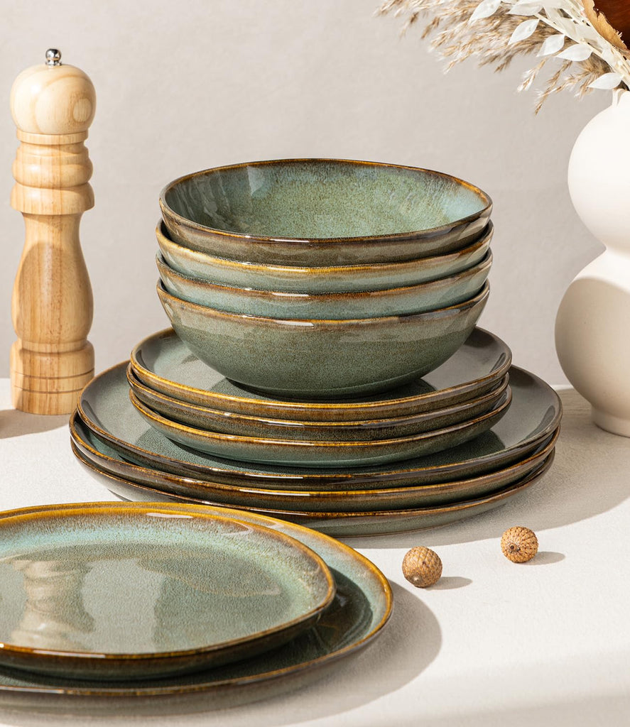Stoneware Dinnerware Sets for 6, 18 Piece Rustic Plates and Bowls Set