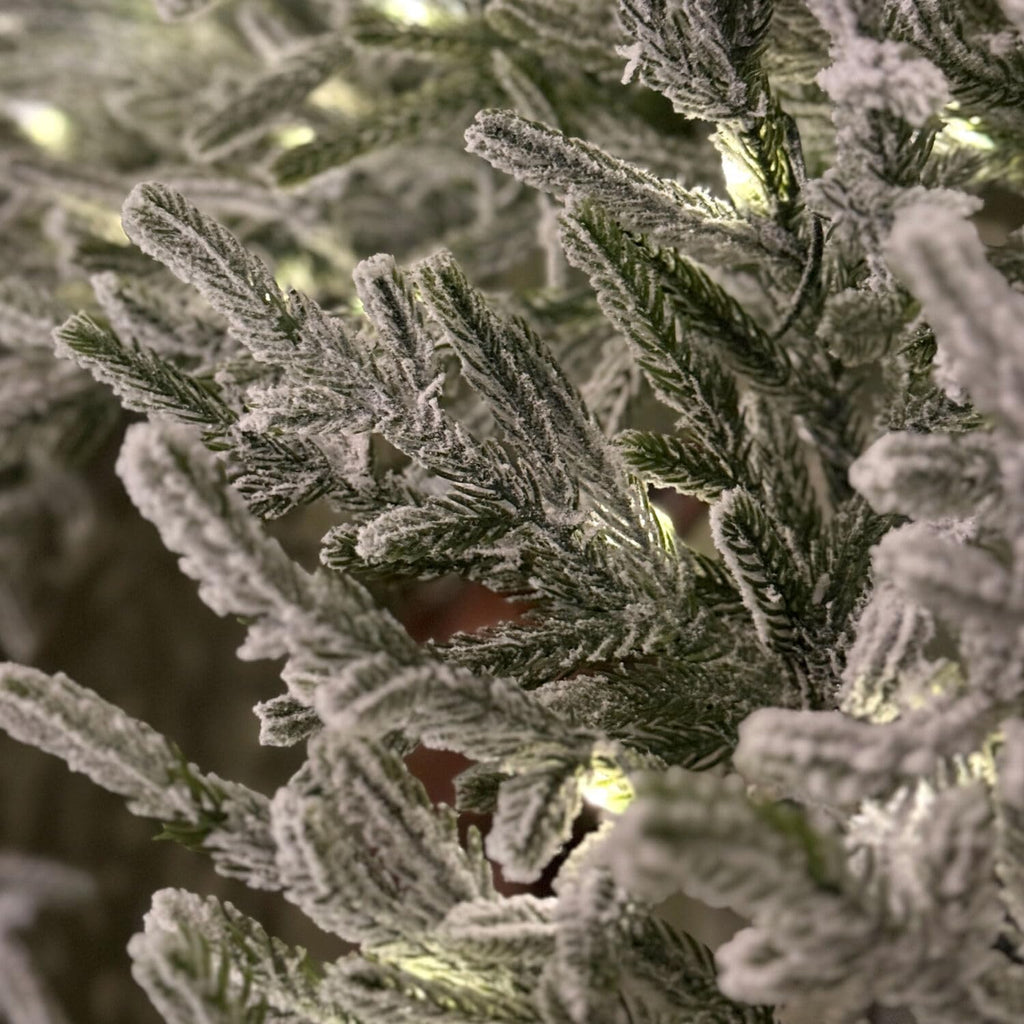 3-Ft Real Feel Artificial Wreath, Light Flocked