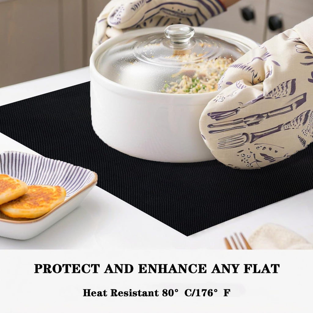Black Placemats - Heat-Resistant, Non-Slip Table Mats - Set of 4