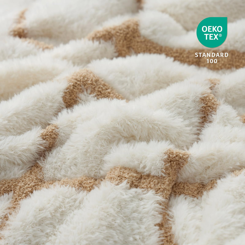 Faux Fur Throw Blanket, Plaid Beige, 50"x60"