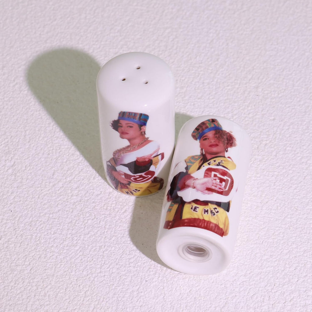 Funny Salt and Pepper Shakers Set Ceramic Cute Salt Shaker & Pepper Shaker