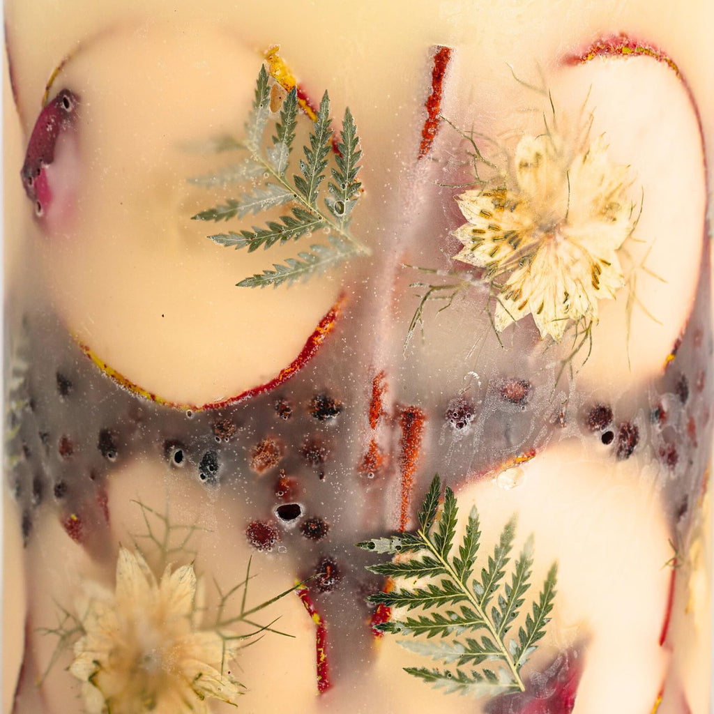 Large Round Botanical Candle - Spicy Apple 6.5" Burn Time 200 Hours Notes of Cardamom, Cinnamon, Clove, Long Lasting
