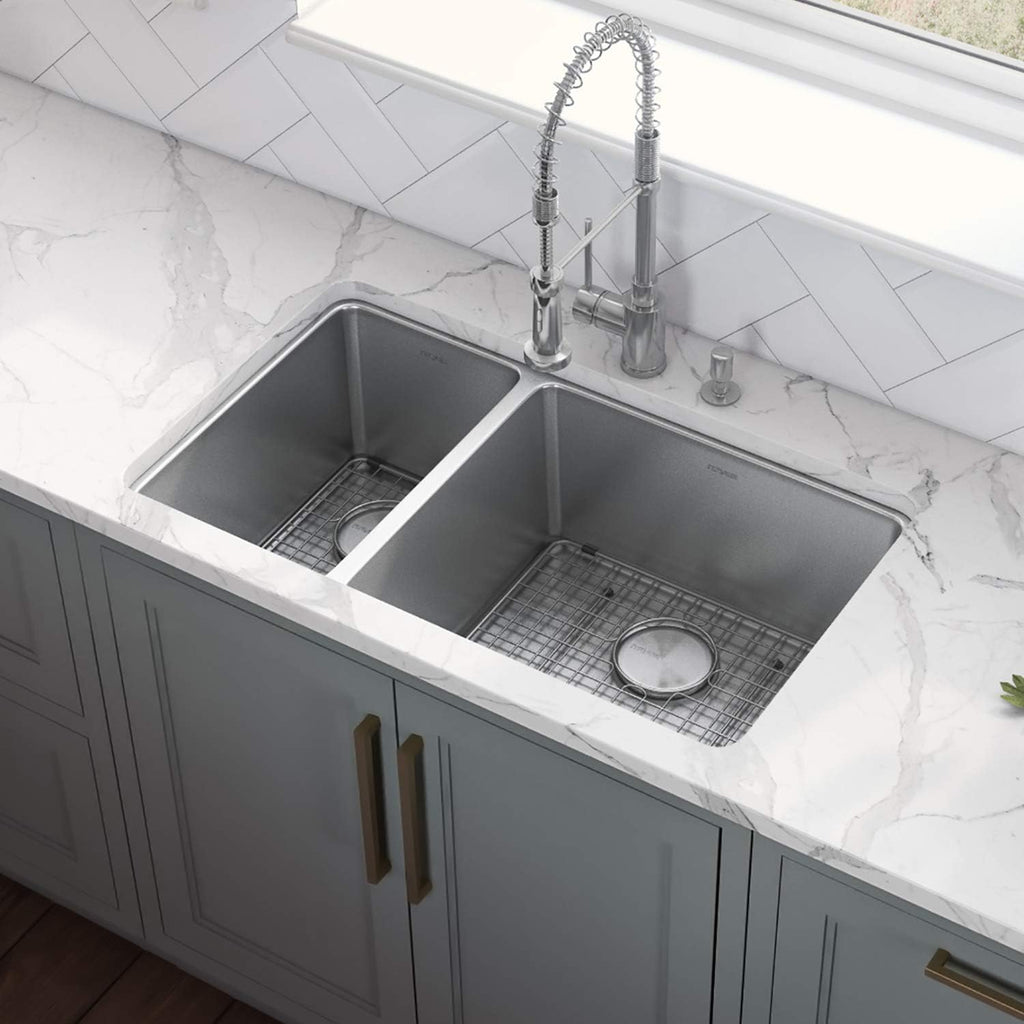 32-in 16-Gauge 30/70 Undermount Double Bowl Kitchen Sink - RVM5307