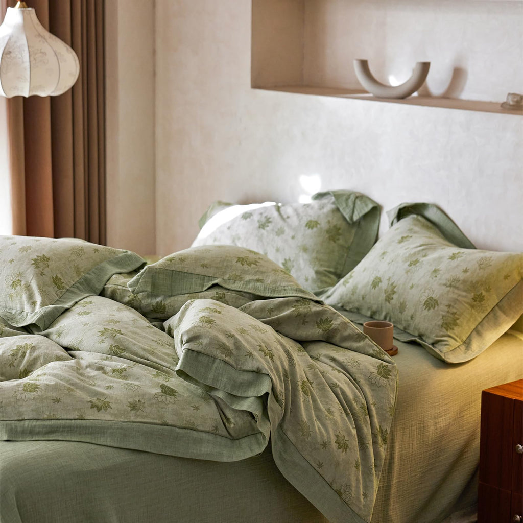 Yarn-Dyed Jacquard Duvet Cover Queen, Green Botanical Leaf Print 3-Piece Bedding Set with Wide Edge Piping, Soft