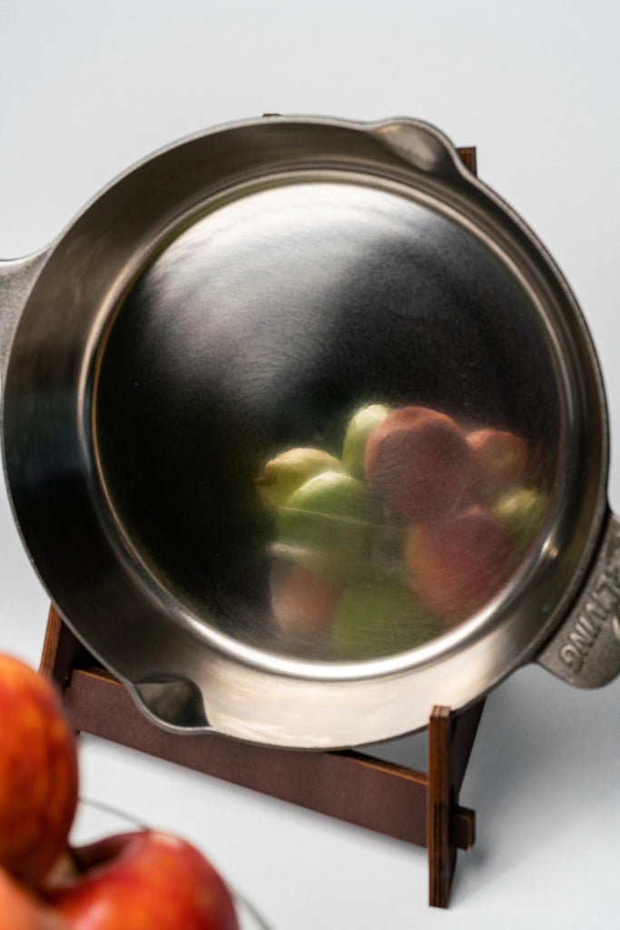 Un-seasoned Modern Heirloom Mirror Polished Cast Iron Skillet Pan 12" (2.7" Wall Height / 3.7 L), Silver