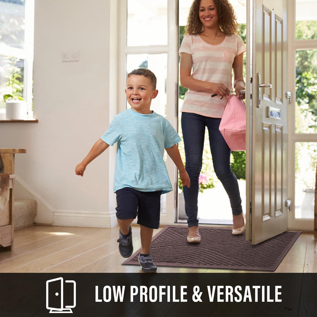 Sturdy Front Door Mat, Absorbent Muddy Dirt Resist Welcome Door Mats Outdoor Indoor, Stain and Fade Resistant
