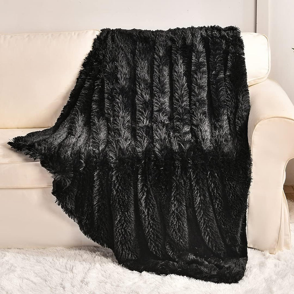 Long Faux Fur Throw Blanket,2 Layers,2.1lb,All Ages,Home Decoration, (Black,50" x 60")