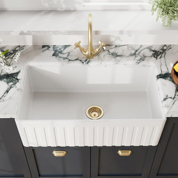 White Kitchen Sink 33 inch Single Bowl Apron Fluted Front Farmhouse Sink with Central Drain Position, Fireclay
