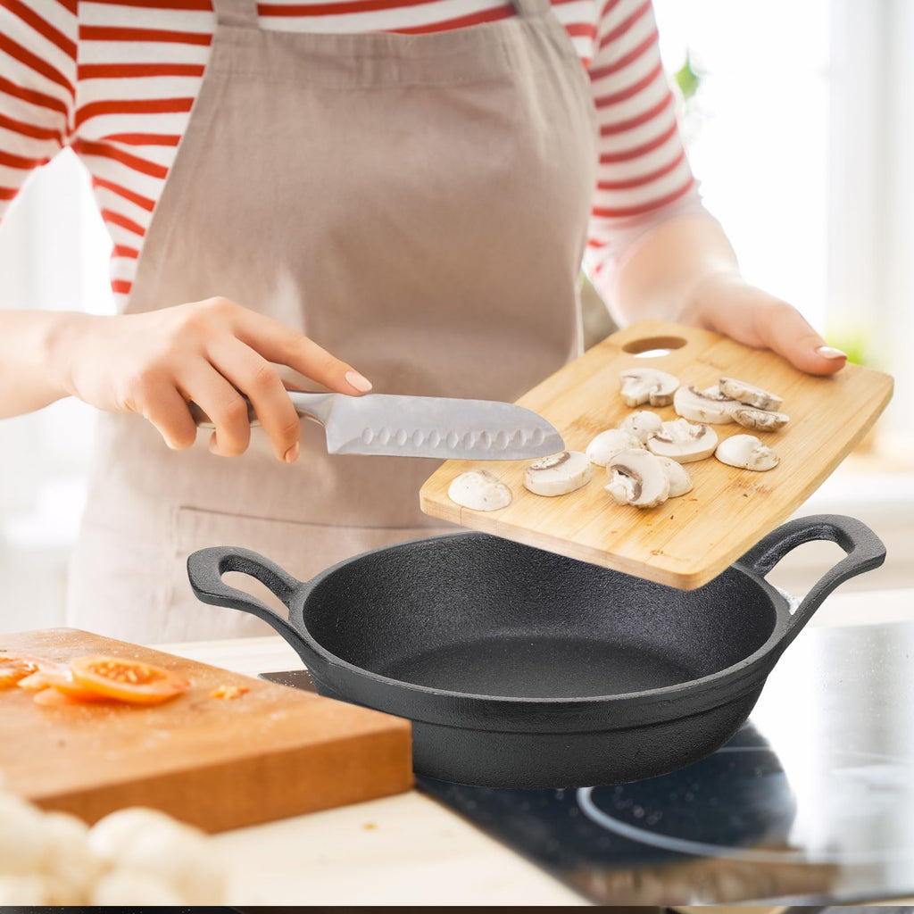 4 Sets Mini Cast Iron Skillet with Wood Base Round, 5.5 Inch