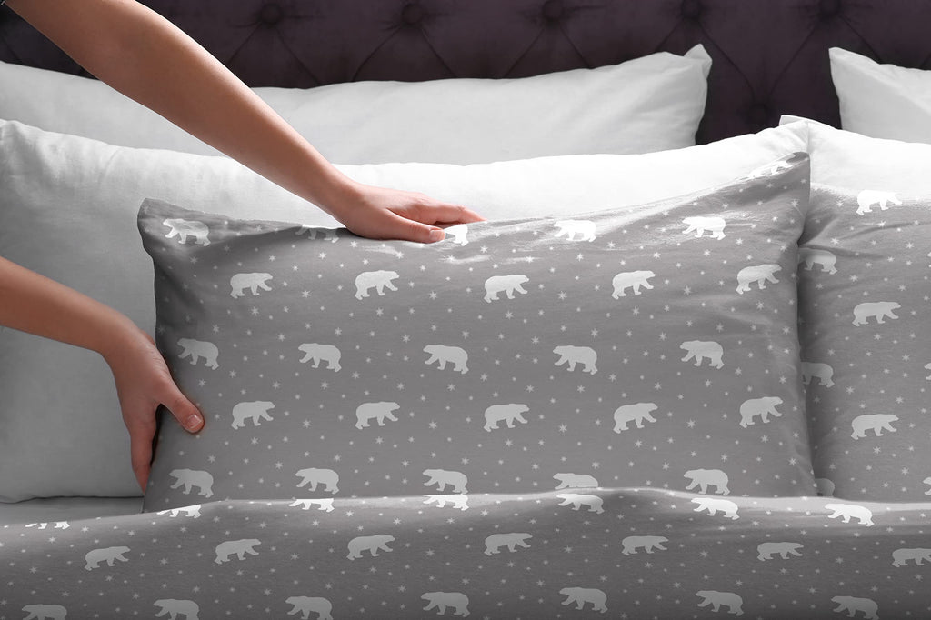 Flannel Deep Pocket Set with Oversized Flat Sheet, Queen, Polar Bear