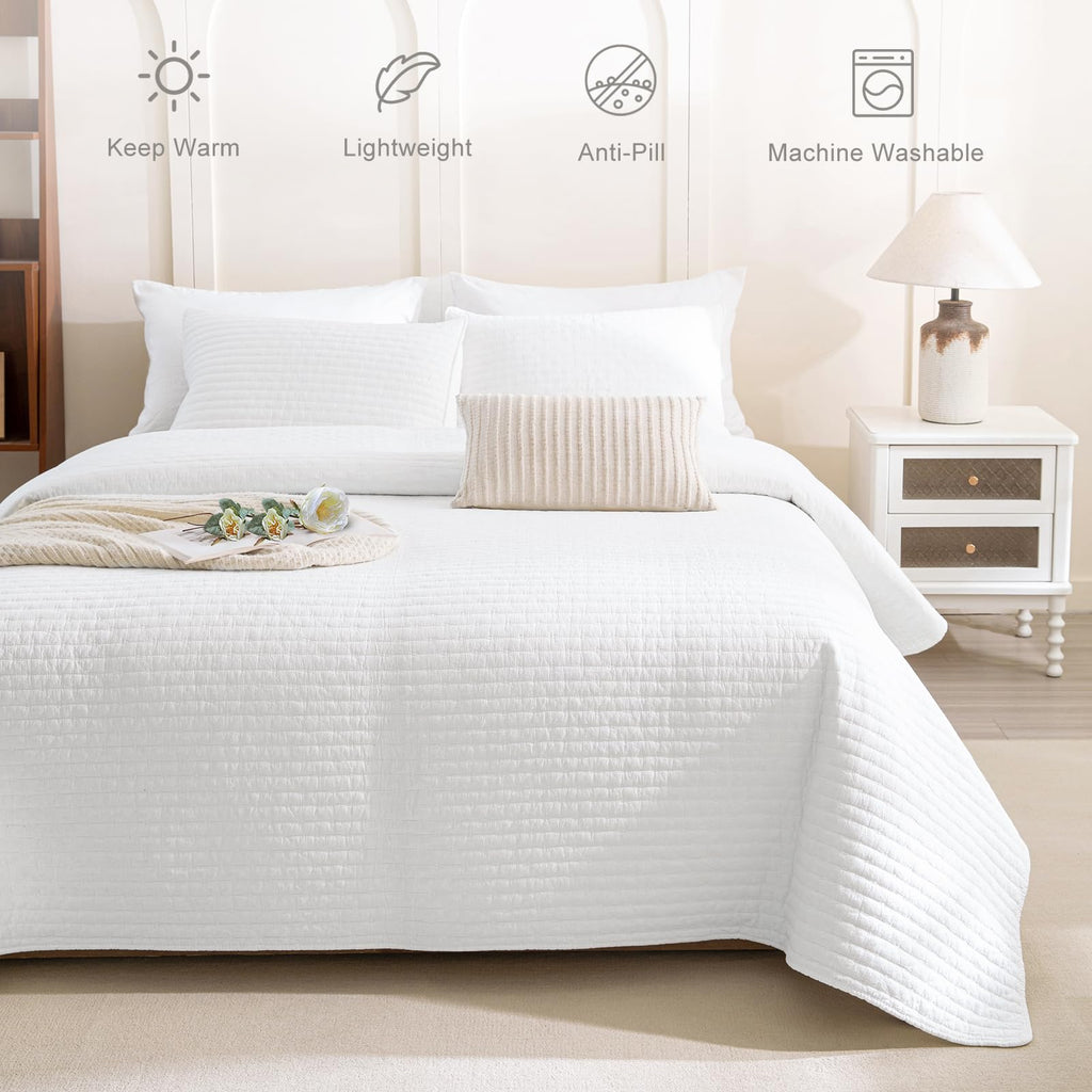 White Oversized King Quilt 120x120, Lightweight, 3 Piece Extra Large Modern California King Coverlet Set Ultra Soft