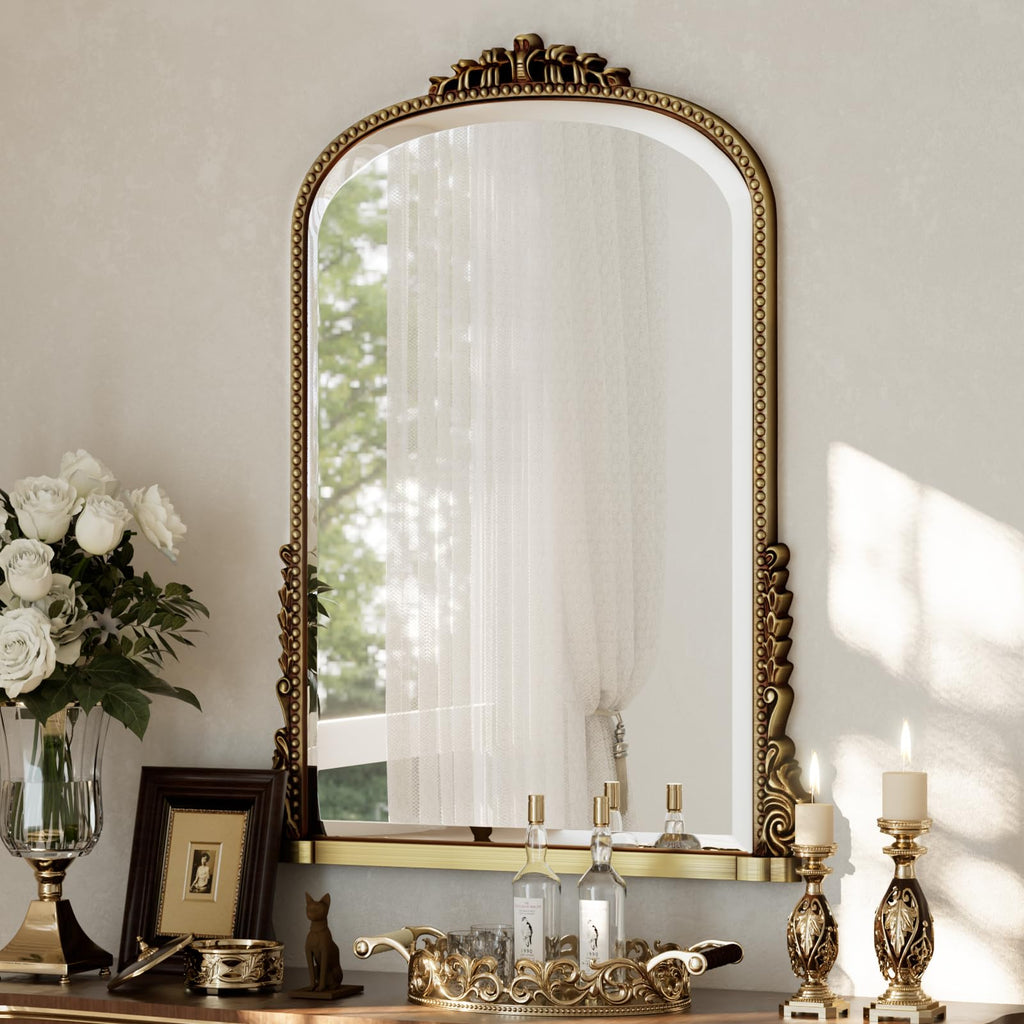 28"×40" Gold Arched Wall Mirror with Vintage Carving