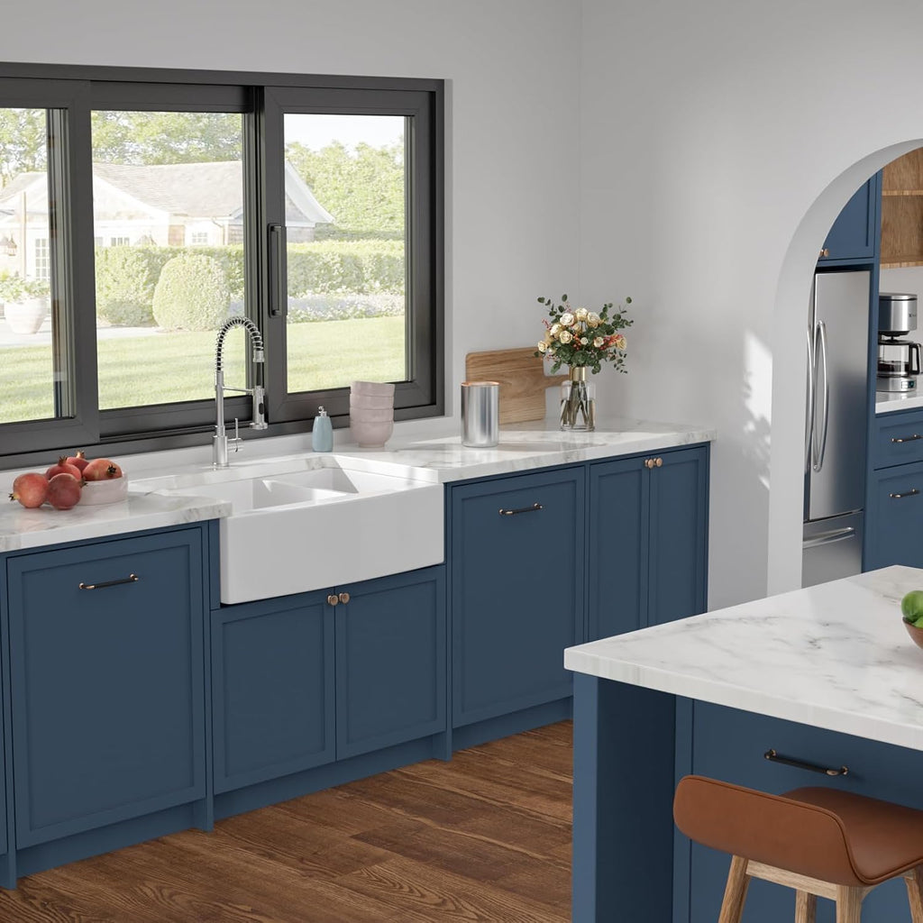 33 In. White Fireclay Farmhouse Sink Curved Apron Front Country Style, 60/40 Double Bowl Kitchen Sink, 33"x21"x10"