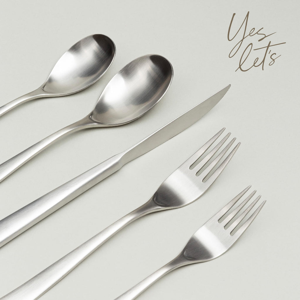 20pc Curved Flatware Cutlery Set - Comes with 4 Dinner Forks, 4 Salad Forks, 4 Dinner Knives, 4 Dinner Spoons, and 4