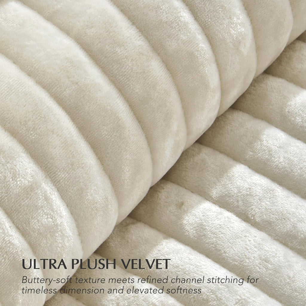 Velvet Quilt Set King, Luxurious Soft Striped Channel Bedding Set, Lightweight Velvet Comforter for All Season