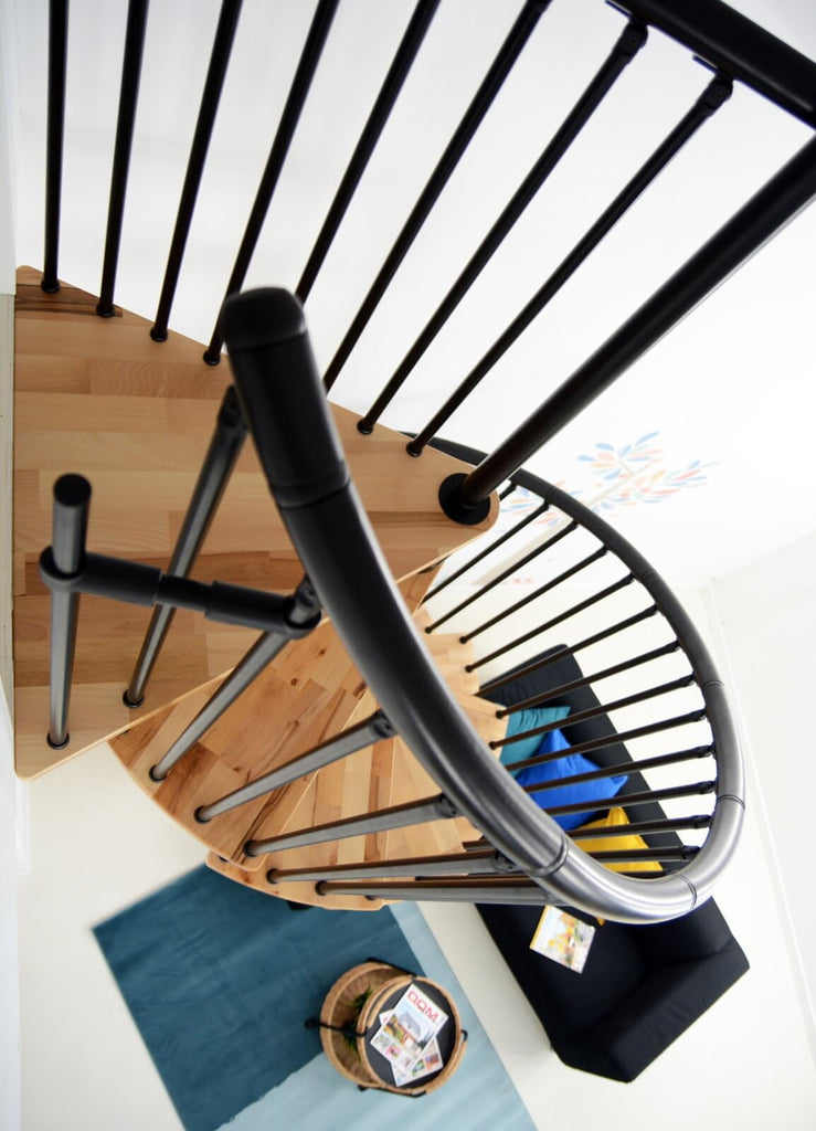 Austrian Indoor Spiral Staircase, Beech Wood Lacquered Steps, Aluminum Handrail & Steel Spacers Railing in 3 Colors