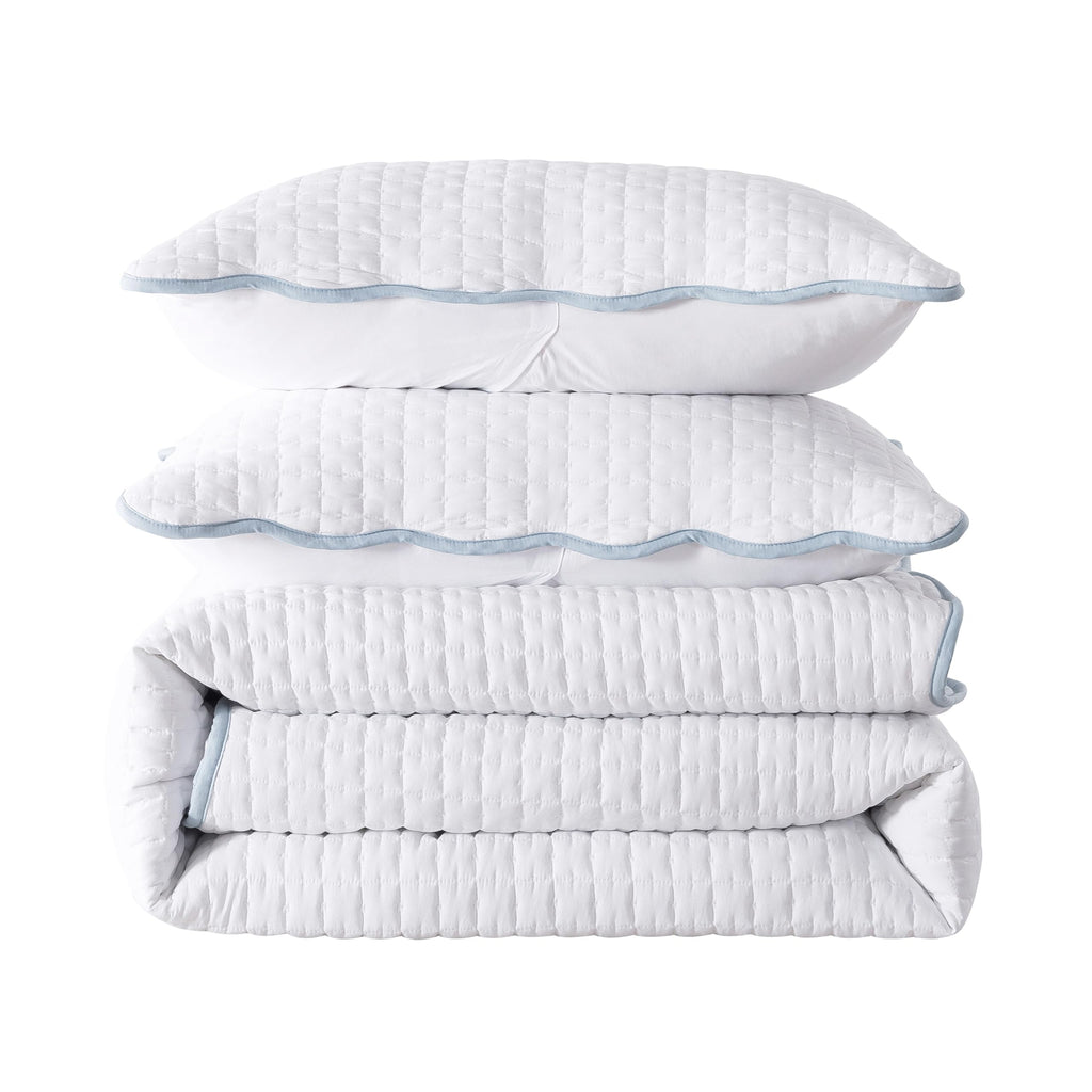 White Quilt Bedding Set, Scalloped Farmhouse Country Rustic Lightweight Soft Coverlet, Cute Cozy Kantha