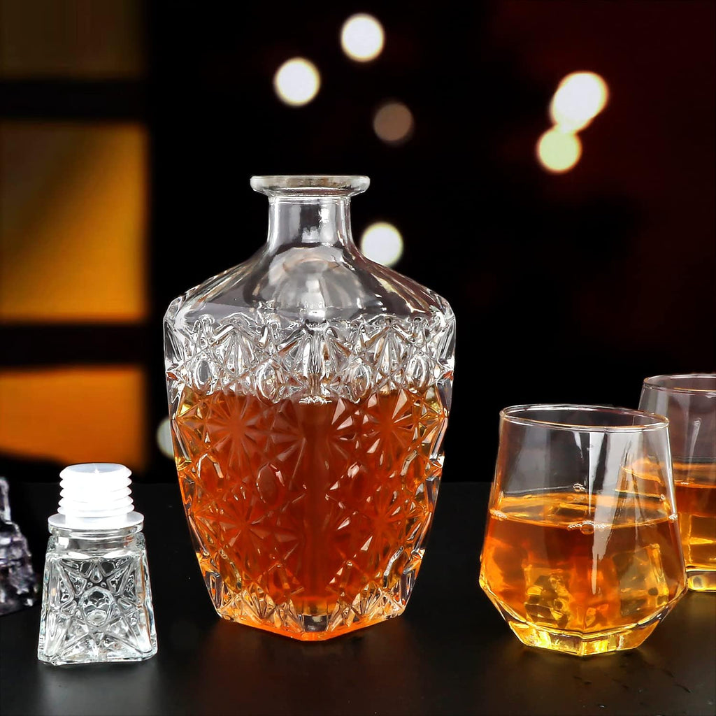 Glasses Decanter,26 oz Diamond Pattern Wine Bottle with Lid,Delicate Decanter Set-for Tequila, Brandy, Scotch - Set of 3