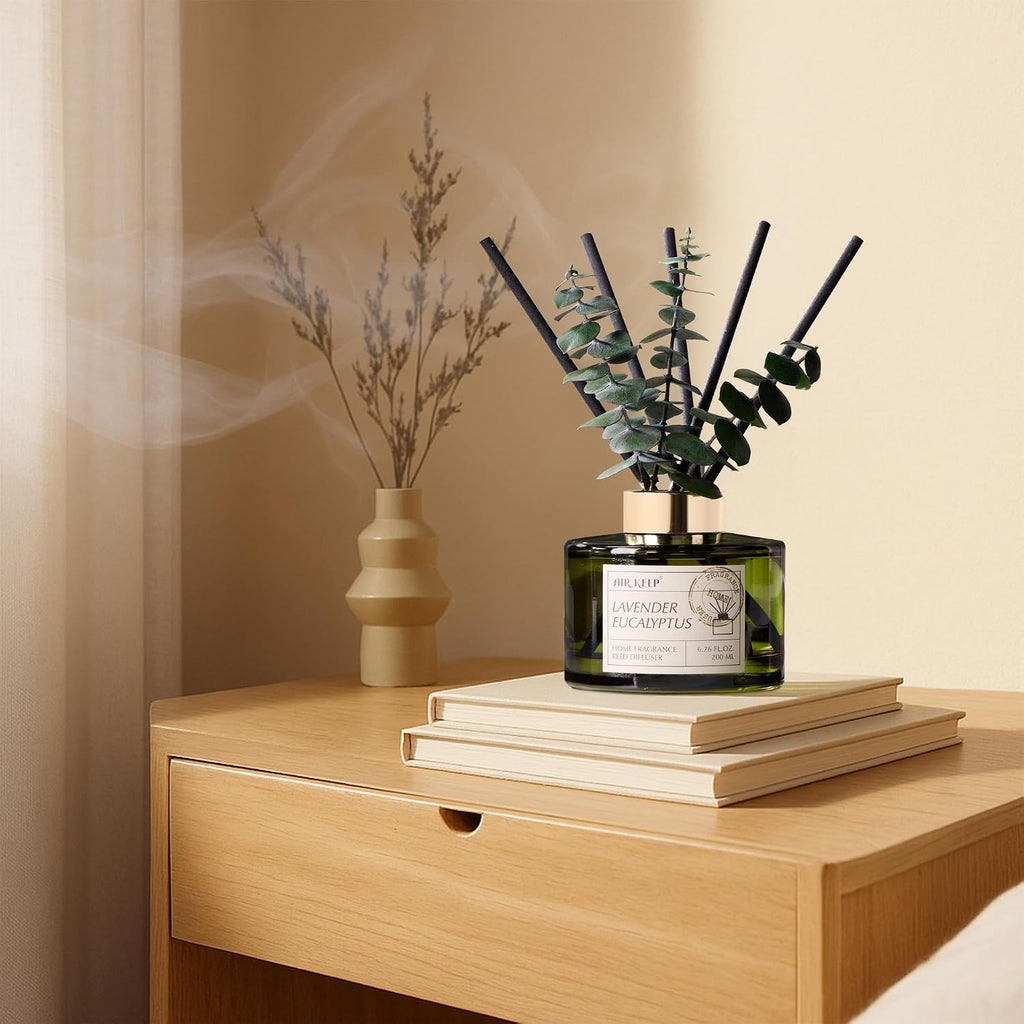 Reed Diffuser Set with 6.76 fl oz Lavender Eucalyptus Scent Essential Oils and 3 Leaves & 8 Diffuser Sticks,Bathroom