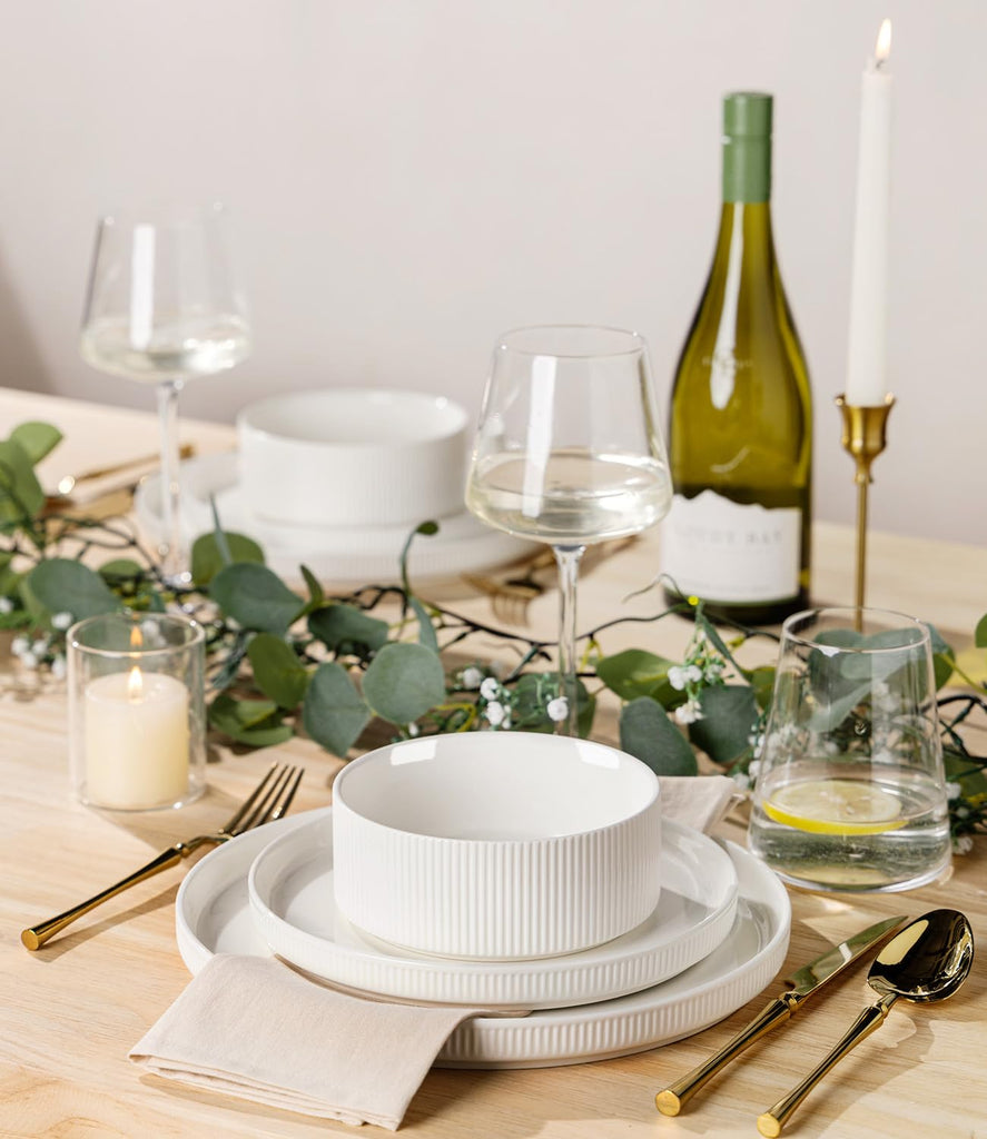 Ceramic Dinnerware Set for 4, 16-Piece Plates and Bowls Set