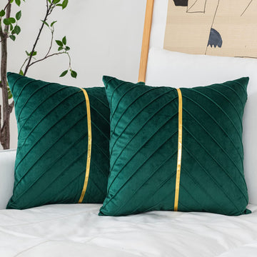 Velvet Throw Pillow Covers, Pack of 2 Soft Gold Decorative Cushion Covers for Couch Sofa Living Room Home Decoration