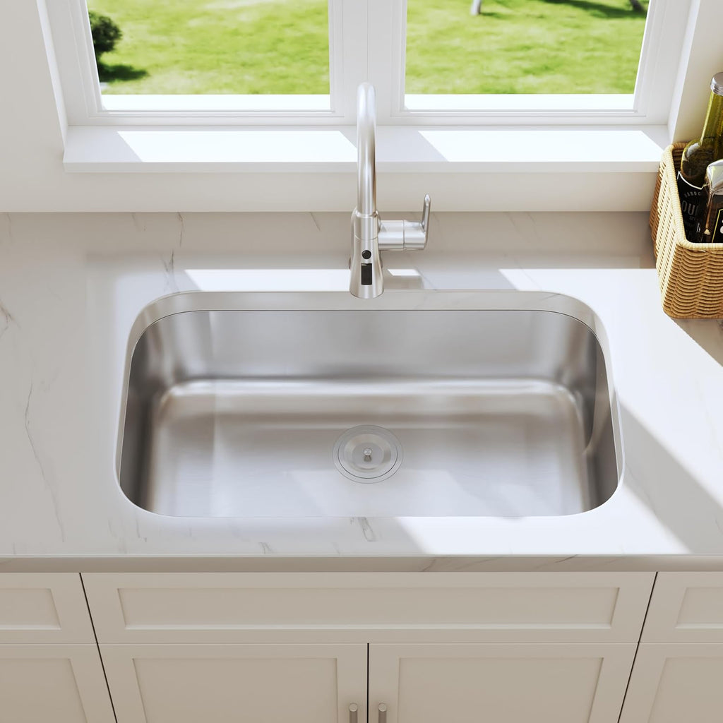 32 Inch Undermount Single Bowl Kitchen Sink | 304 Stainless Steel, 18 Gauge Thickness, Strainer Included, Brushed
