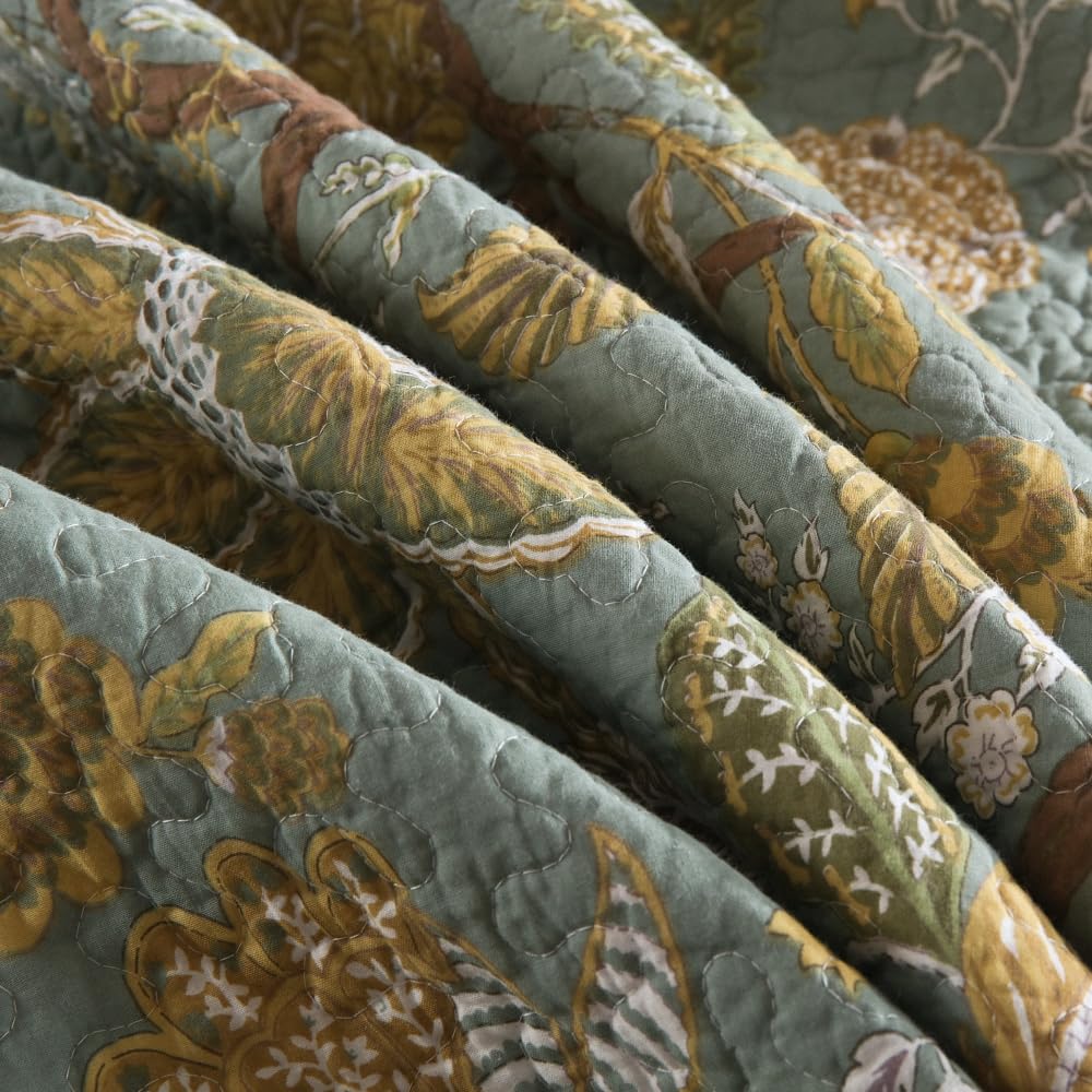 Cotton Bedspread Quilt, Soft Reversible Coverlet Lightweight Comforters, Vintage Floral Rustic Patchwork