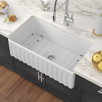 White Farmhouse Sink 33 Inch Fireclay Reversible Apron Front Farm Sink 33"x18"x10" Glossy White Porcelain Farms House