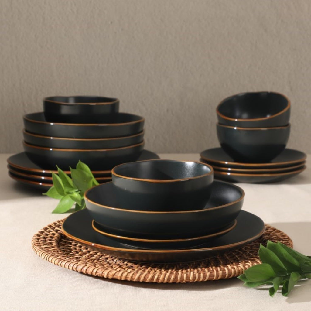 Hazeltine 16-Piece Black Stoneware Dinnerware Set - Plates and Bowls, Durable Ceramic Kitchen Dinner Set