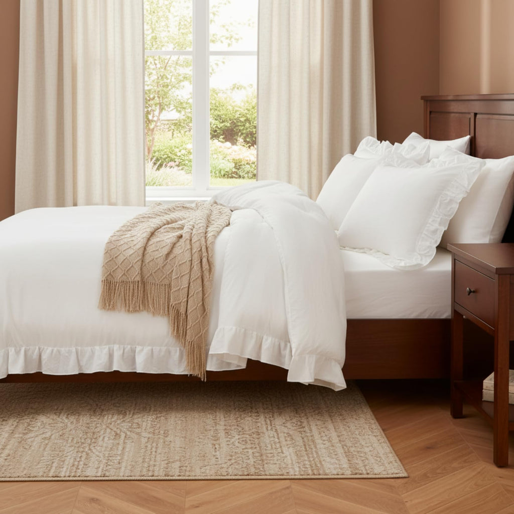 White Ruffled King Size Comforter Set, 3PCS Soft Washed Microfiber Lightweight & Fluffy All-Season Bedding Comforter