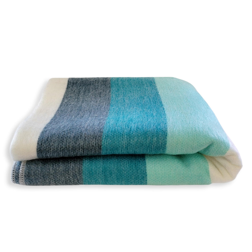 Alpaca Wool Throw Blanket | Warm, Ultra-Soft, Breathable, Non-Itchy Blanket-Throw | Hypoallergenic and Beautiful