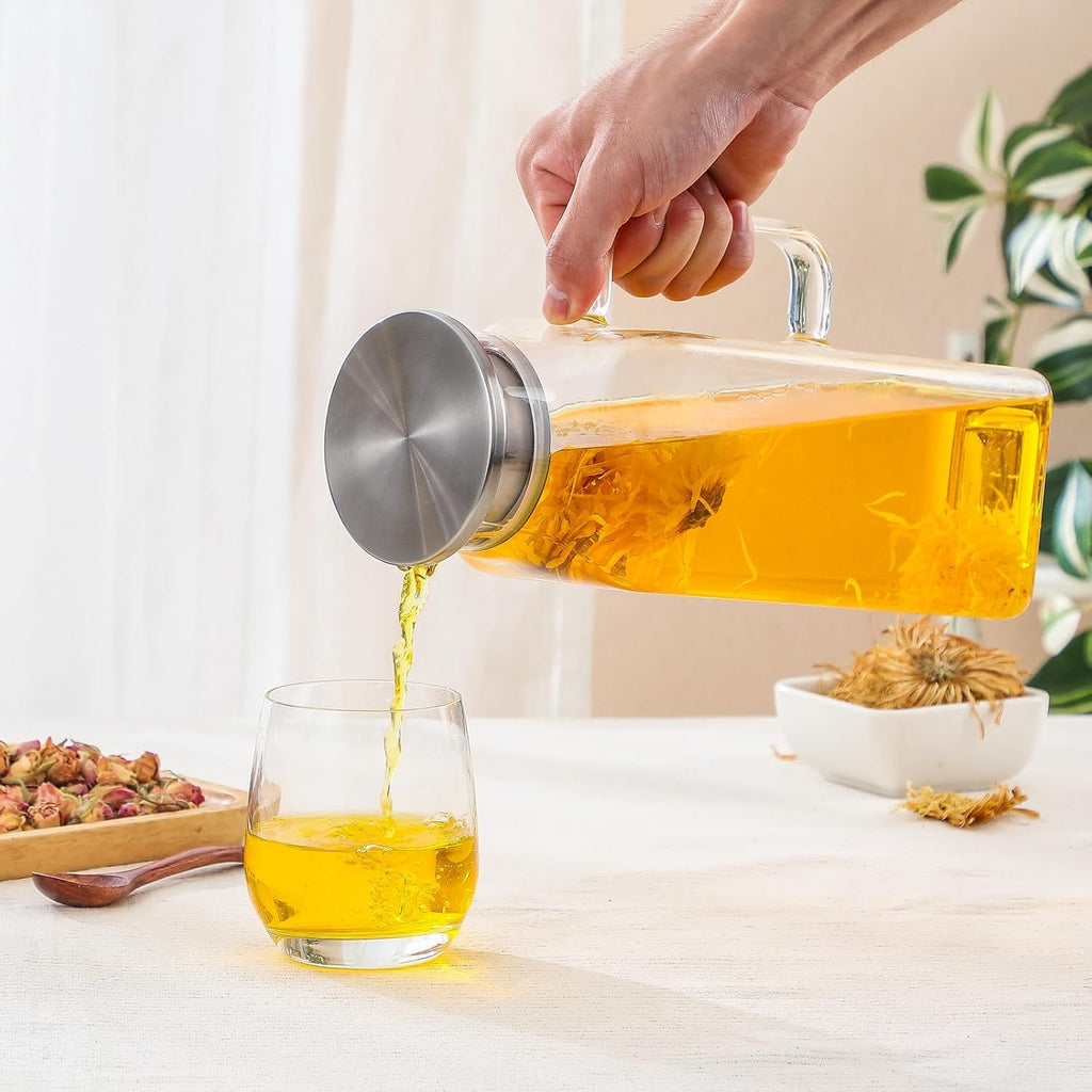 2 Quart (2 Liter 68 oz) Square Glass Pitcher with Lid and Spout, Water Pitchers with Handle for Fridge, Borosilicate