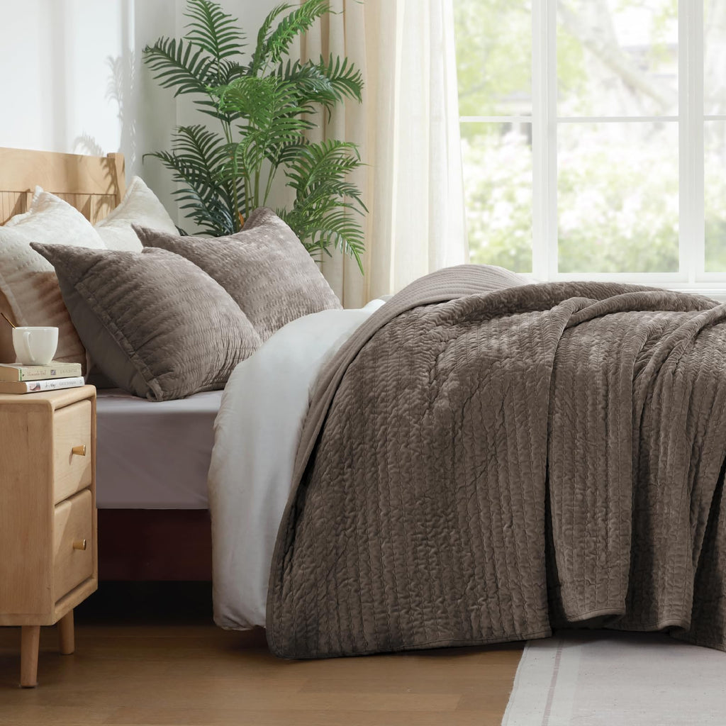 Velvet Quilt Set, Luxury Velvet Comforter Bedding