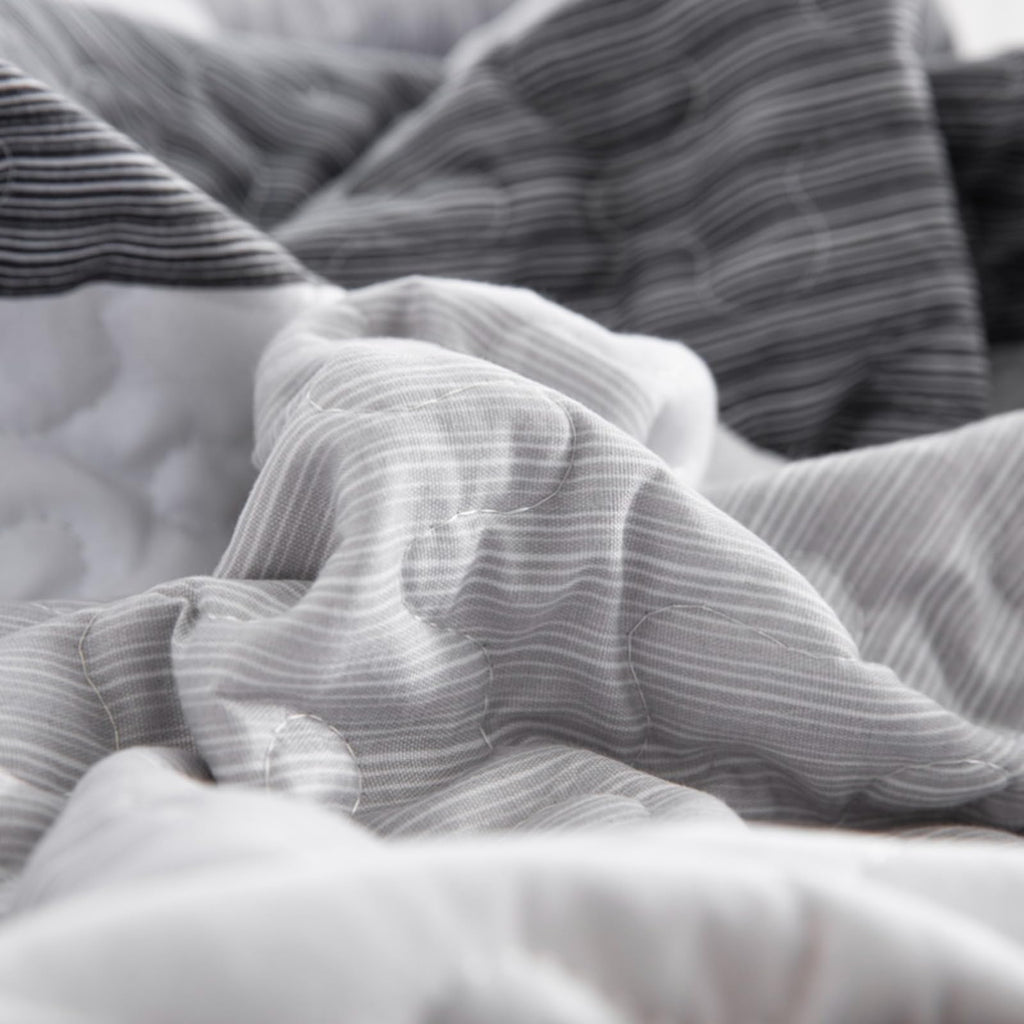 Classic Striped Quilt Set Grey White Brown Horizontal Stripe Bedding