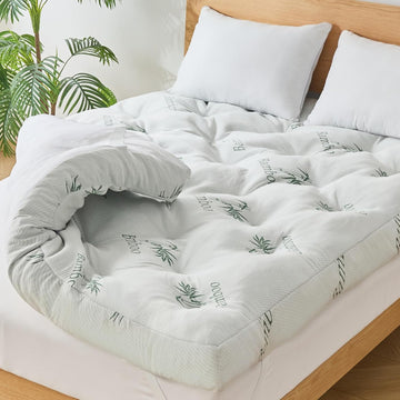 4 Inch Memory Foam Mattress Topper Full for Back Pain Relief, Filled with Breathable Gel Memory Foam, Cooling Bamboo