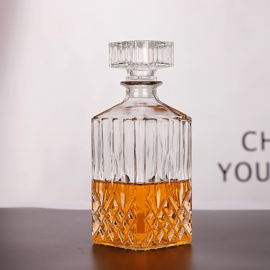 27oz Liquor Bottle,Whiskey Decanter with Airtight Glass Stopper
