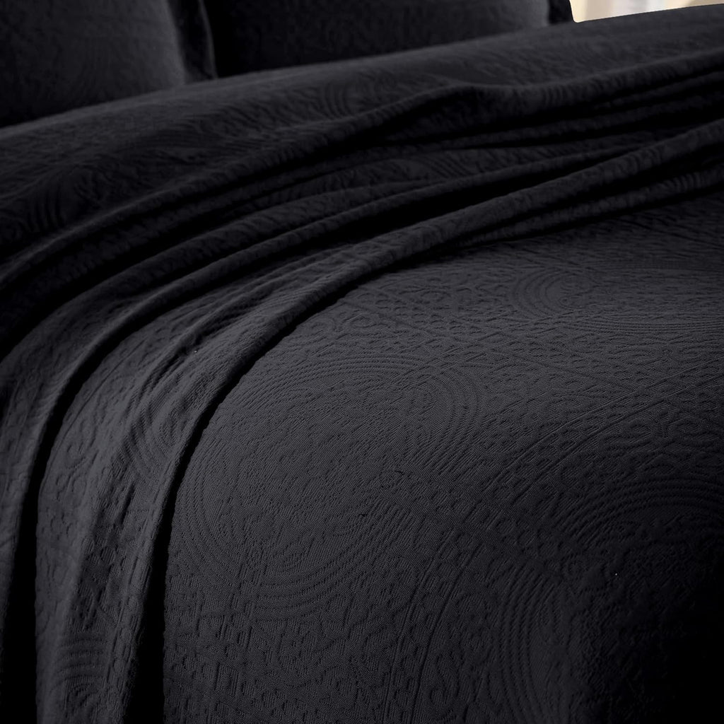 Cotton Bedspread, Jacquard Woven Matelasse Bedding, Queen, Black