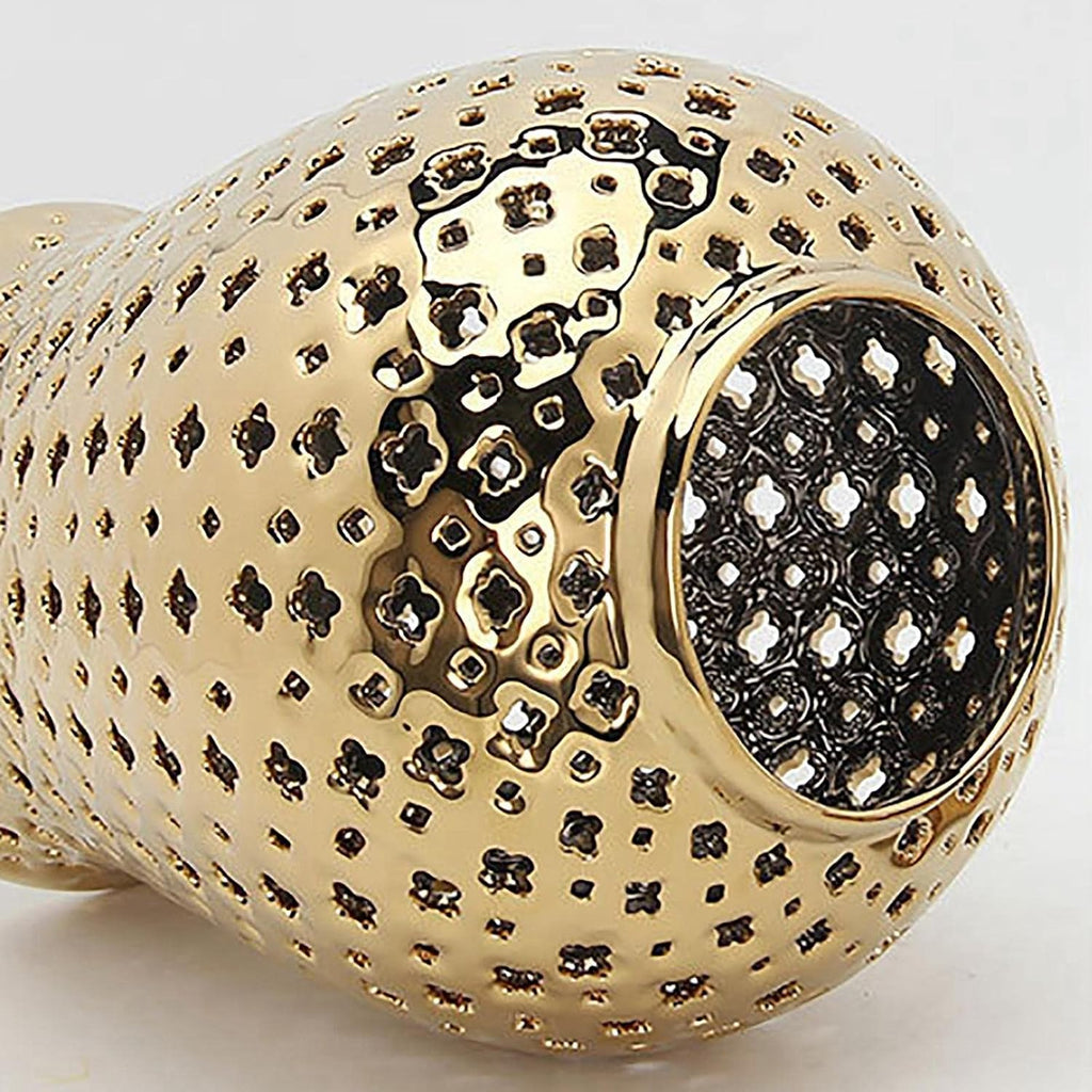 Ceramic Ginger Jar, Light Luxury Pierced Gold Collectable Decorative Lattice for Ornament Home Decoration Cafe Gift
