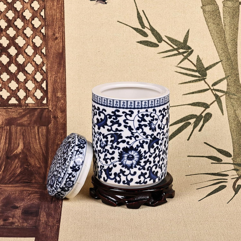 Chinese Traditional Antique Style Blue and White Porcelain Ginger Jar Ceramic Covered Jar Flower Vase with Lid, Ming - Set of 3